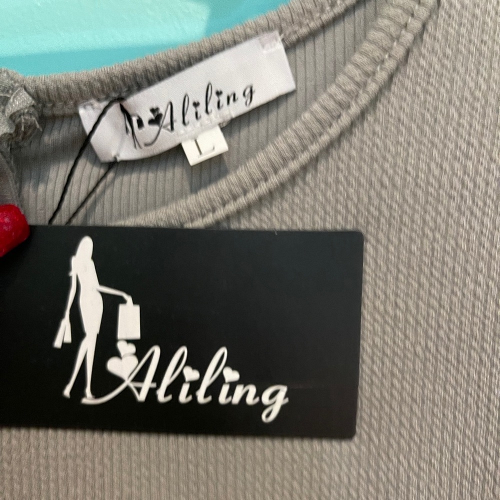 NWT Aliling Dress - Picture 3 of 9